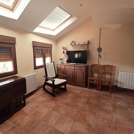 El Rincon Del Sanabres, Penalara Apartment Rascafria Ngoại thất bức ảnh